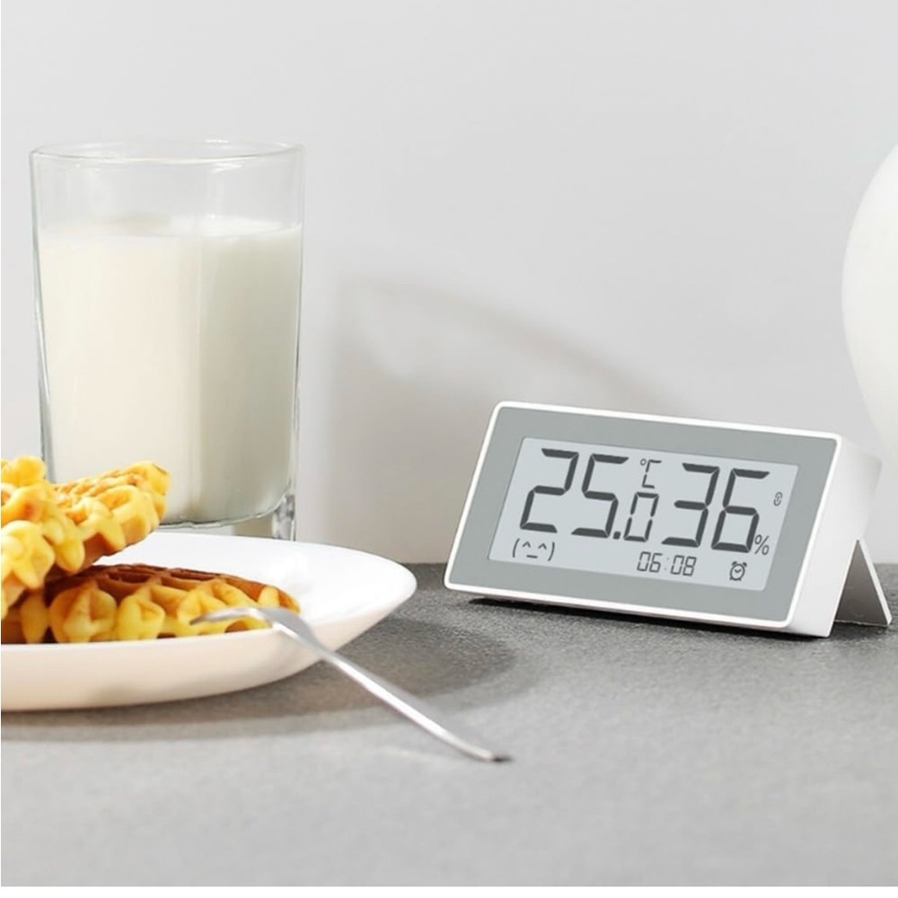 Temperature Humidity Meter E-Ink Screen Smart Clock - Picture 2 of 11